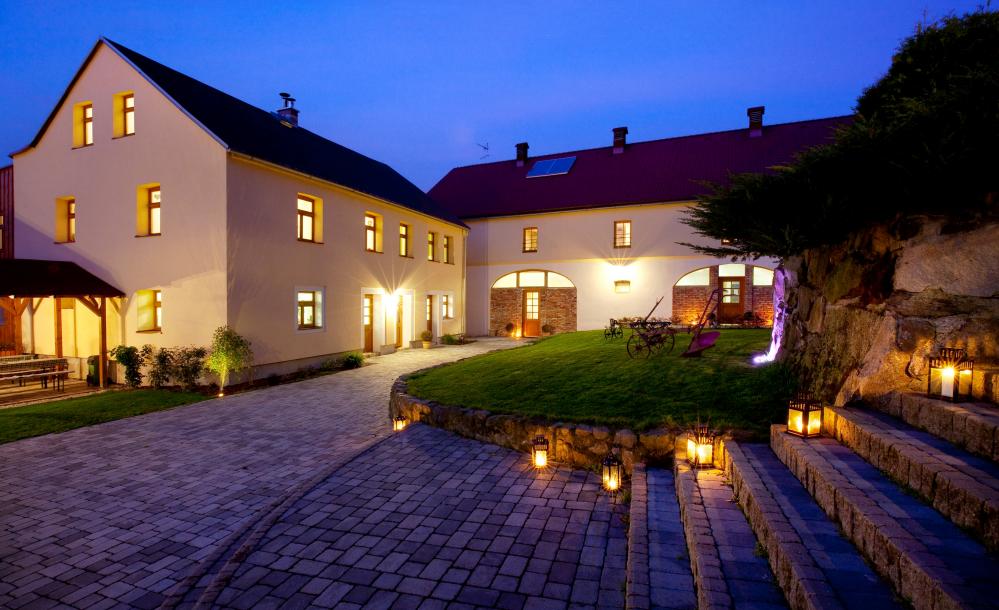 Dvůr Stráň